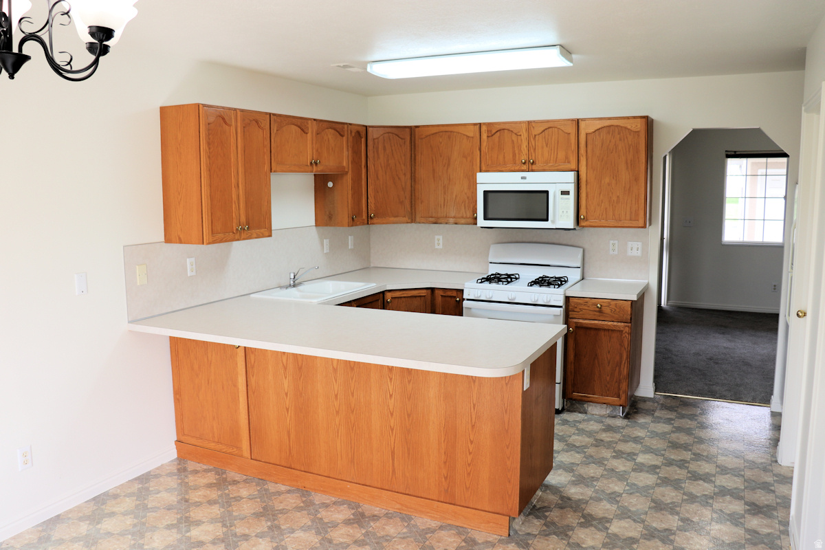 BLACKHAWK - Residential