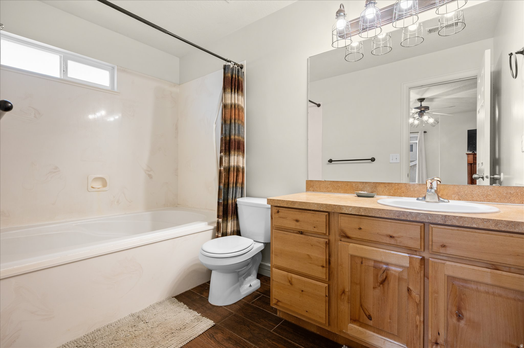 QUAIL HOLLOW - Residential