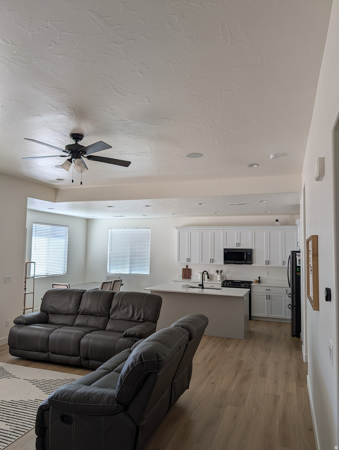 STONE GARDENS - Residential