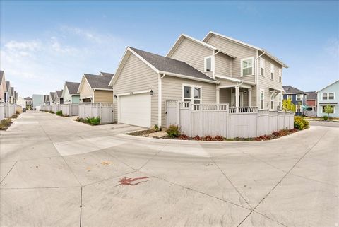 Tiny photo for 11708 S SILVER POND DR, South Jordan, UT 84009 (MLS # 2147719)