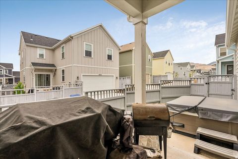 Tiny photo for 11708 S SILVER POND DR, South Jordan, UT 84009 (MLS # 2147719)