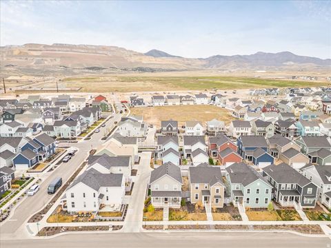 Tiny photo for 11708 S SILVER POND DR, South Jordan, UT 84009 (MLS # 2147719)