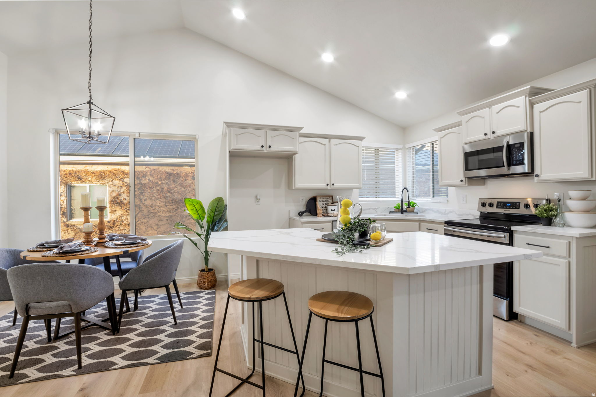 CEDAR COVE - Residential