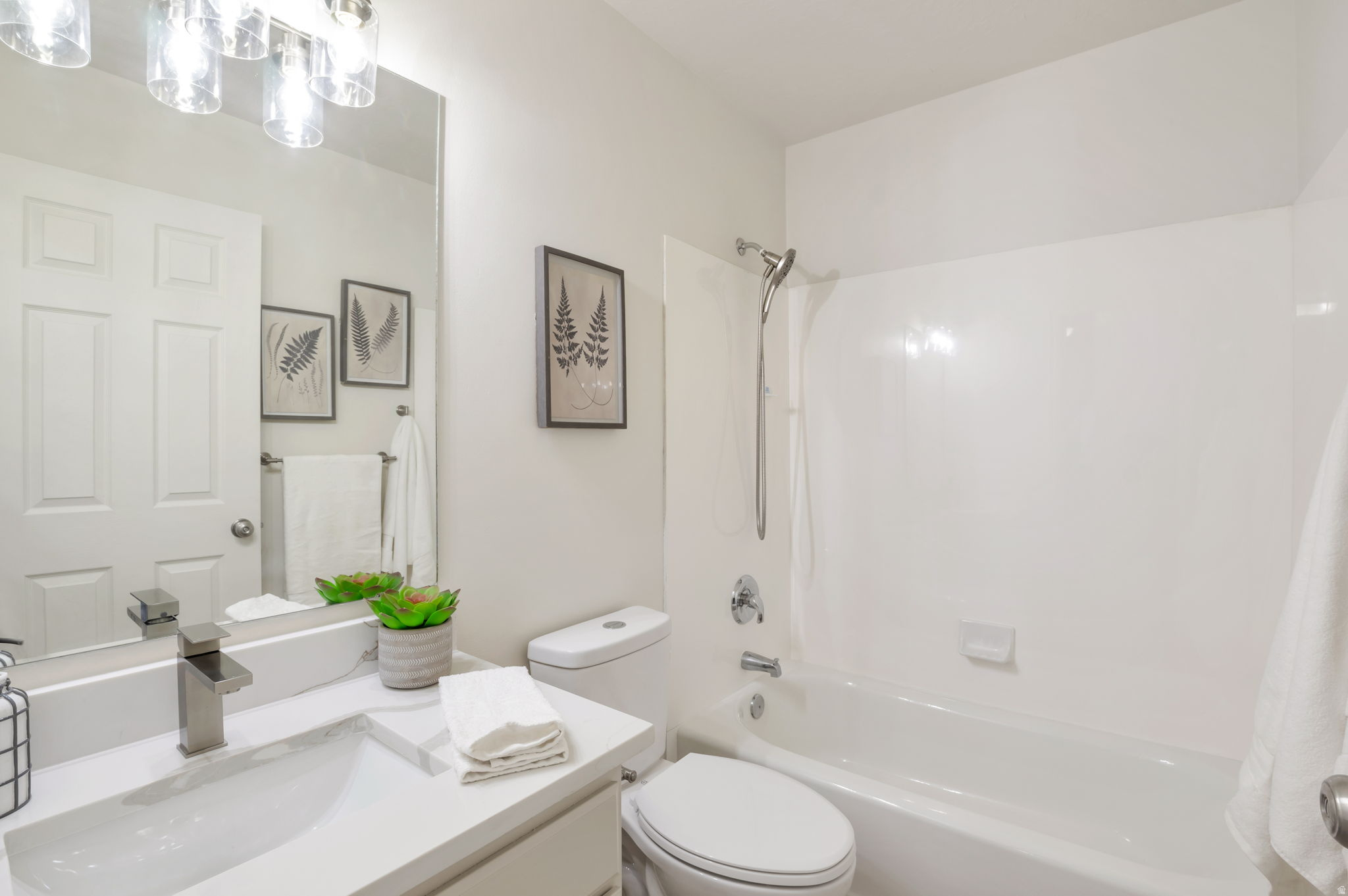 CEDAR COVE - Residential