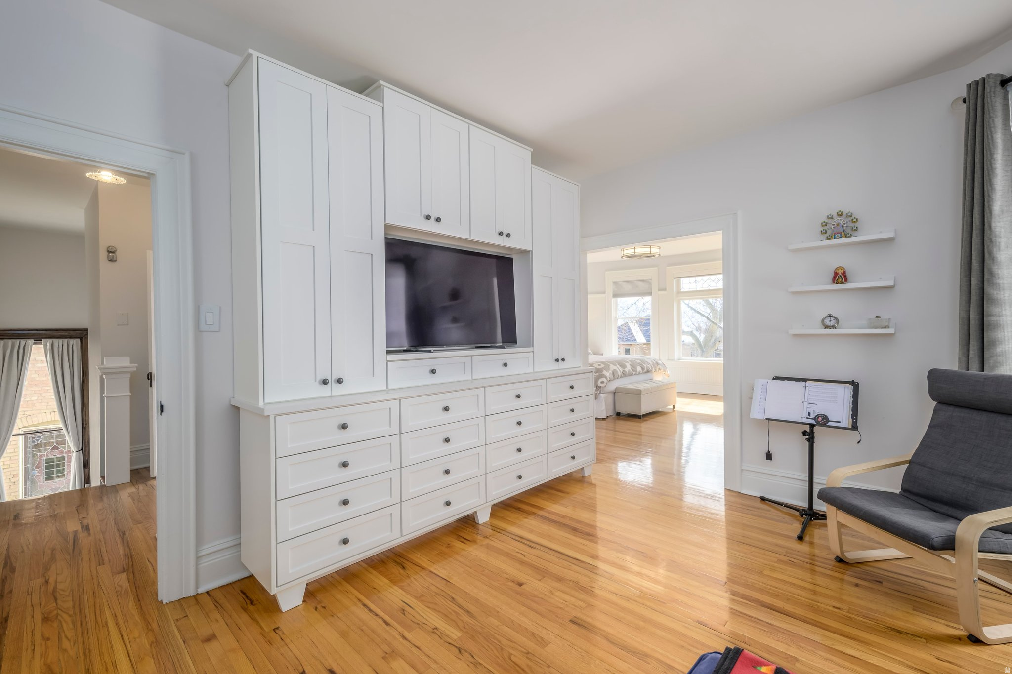 AVENUES - Residential