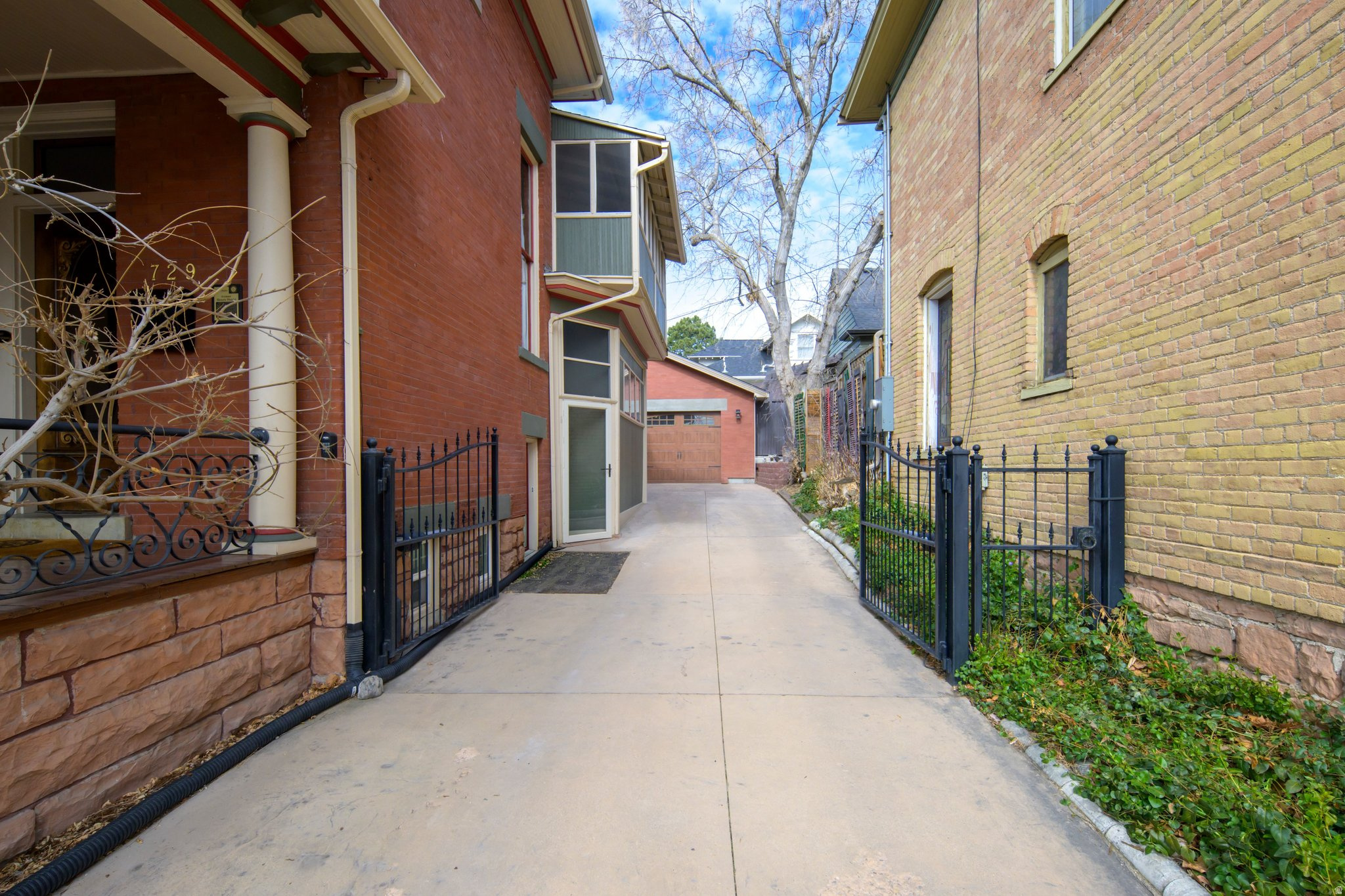 AVENUES - Residential