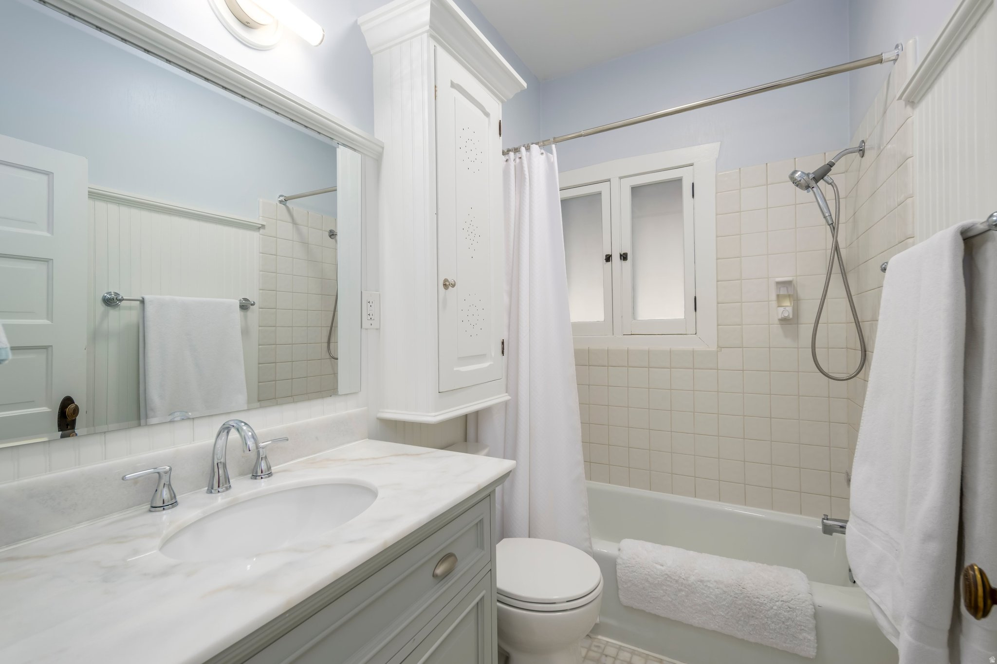 AVENUES - Residential