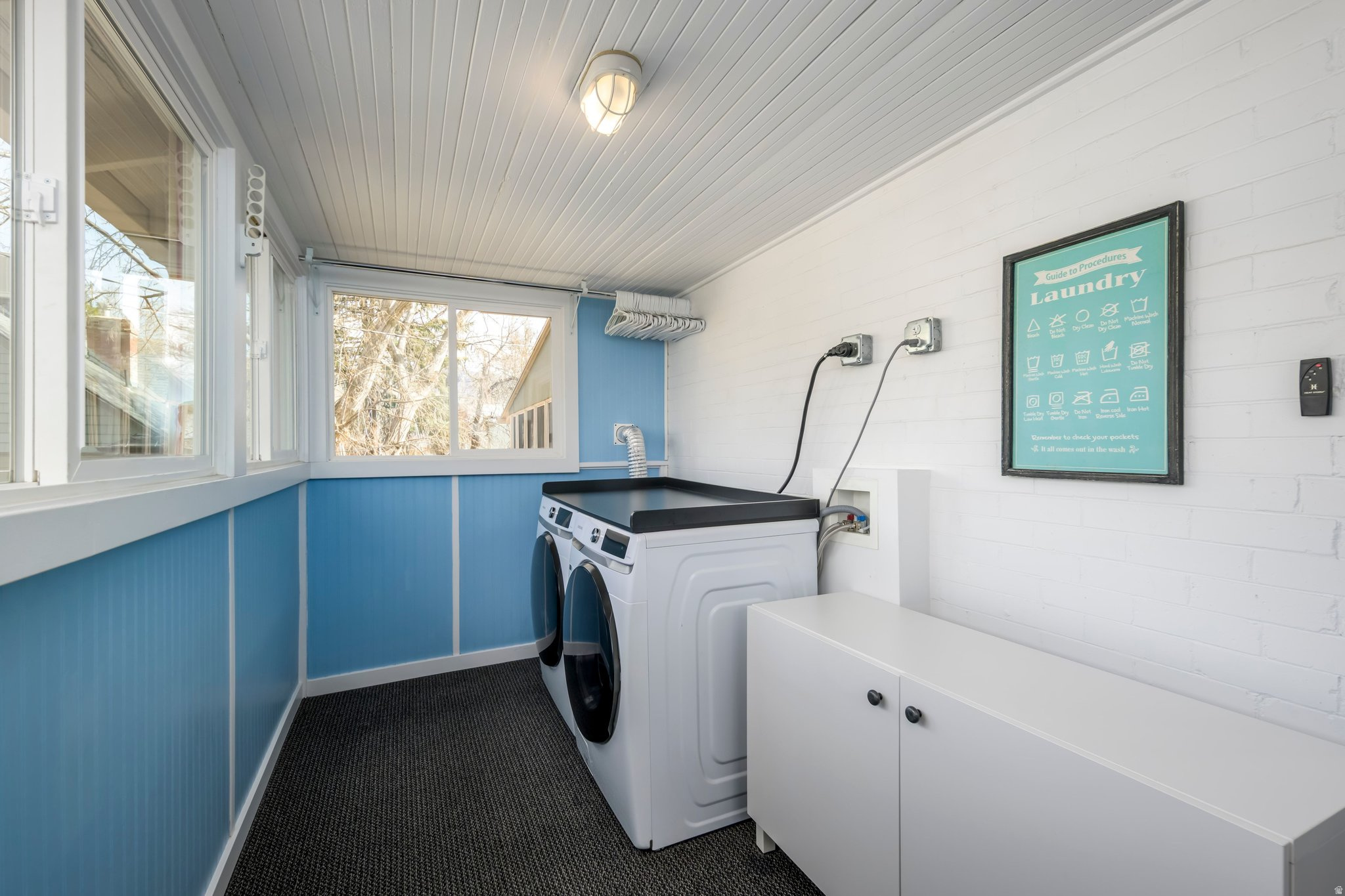 AVENUES - Residential