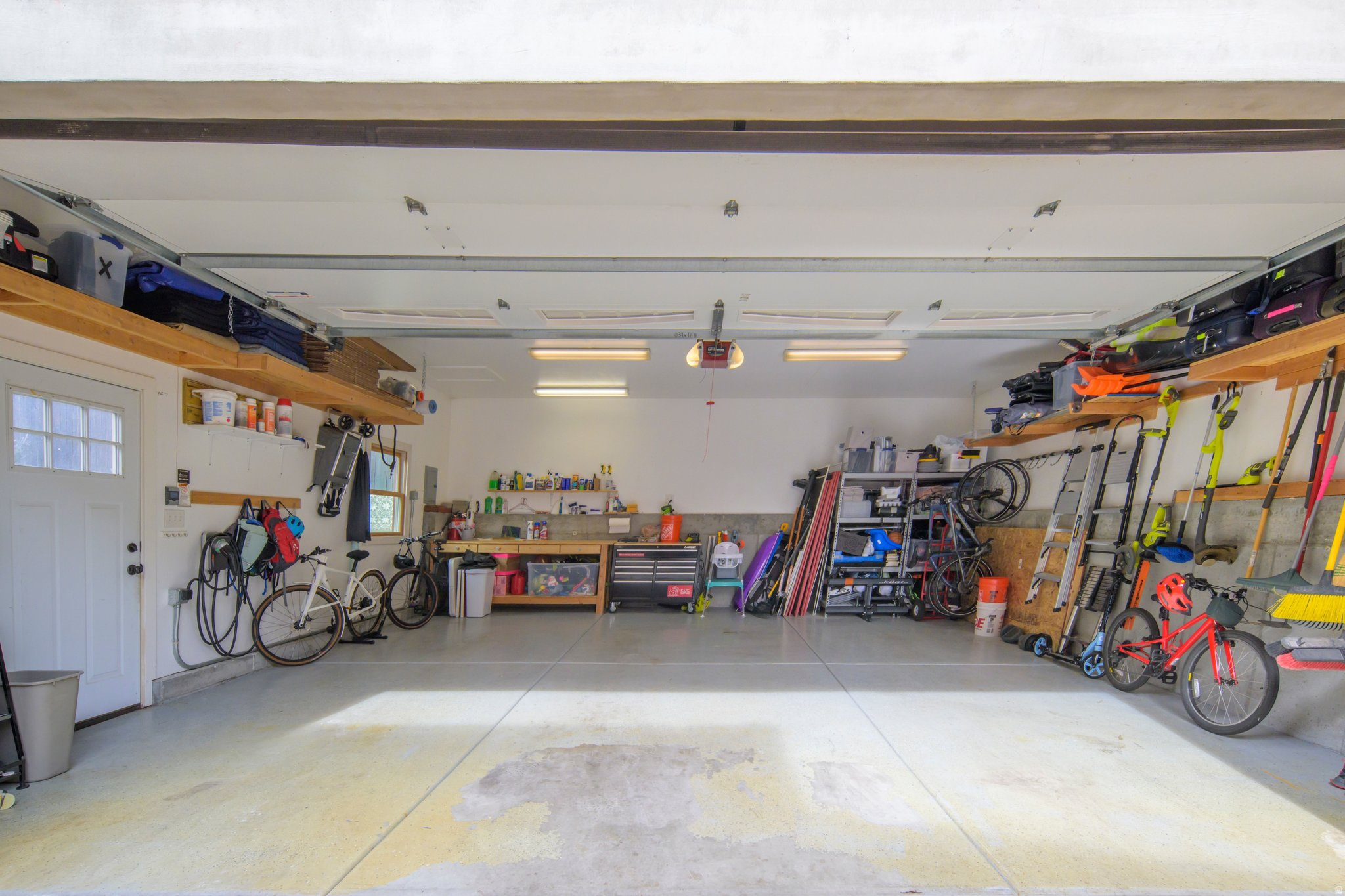 AVENUES - Residential