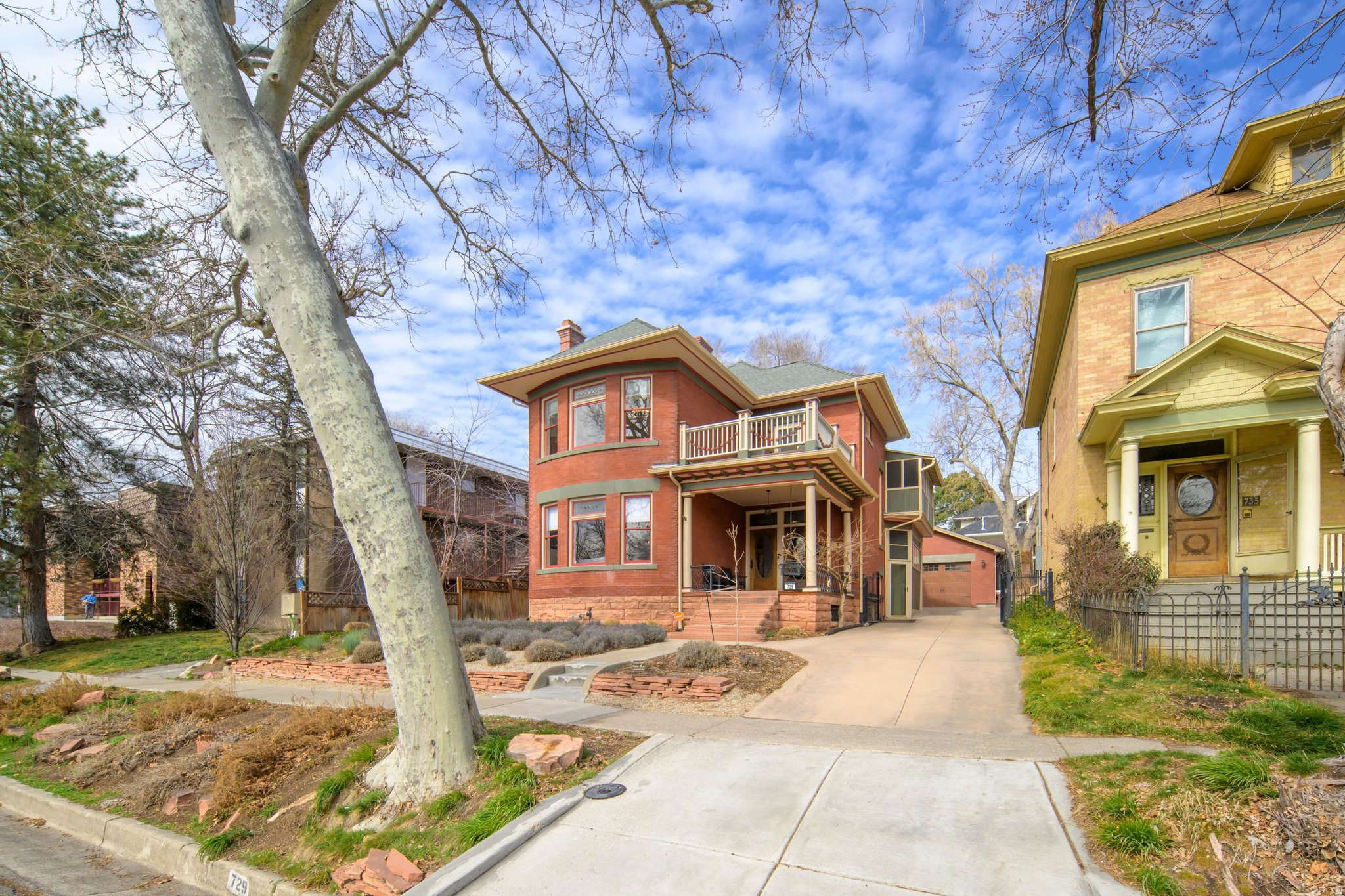 AVENUES - Residential