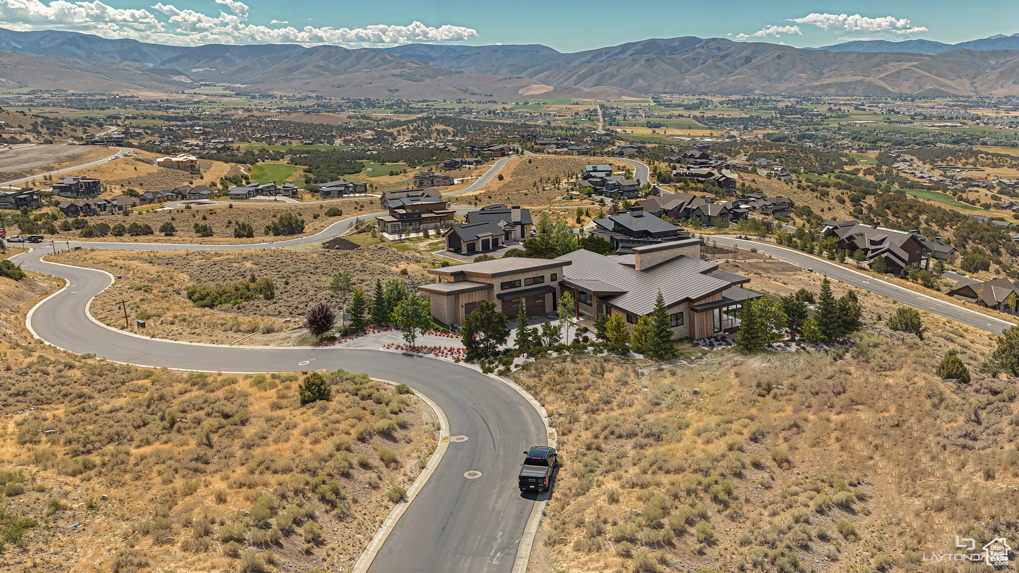 RED LEDGES - Residential
