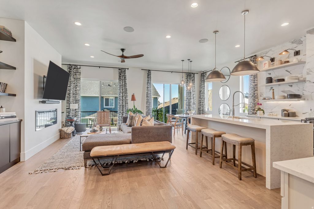 Photo of 4852 W UPPER BEND DR S, Herriman, UT 84096 (MLS # 2140874)