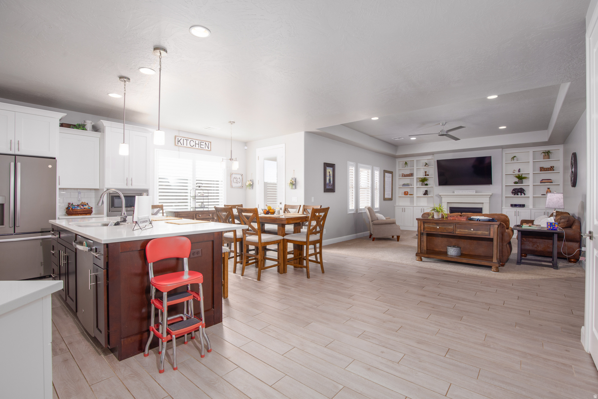 WARNER GATEWAY PH 1 - Residential