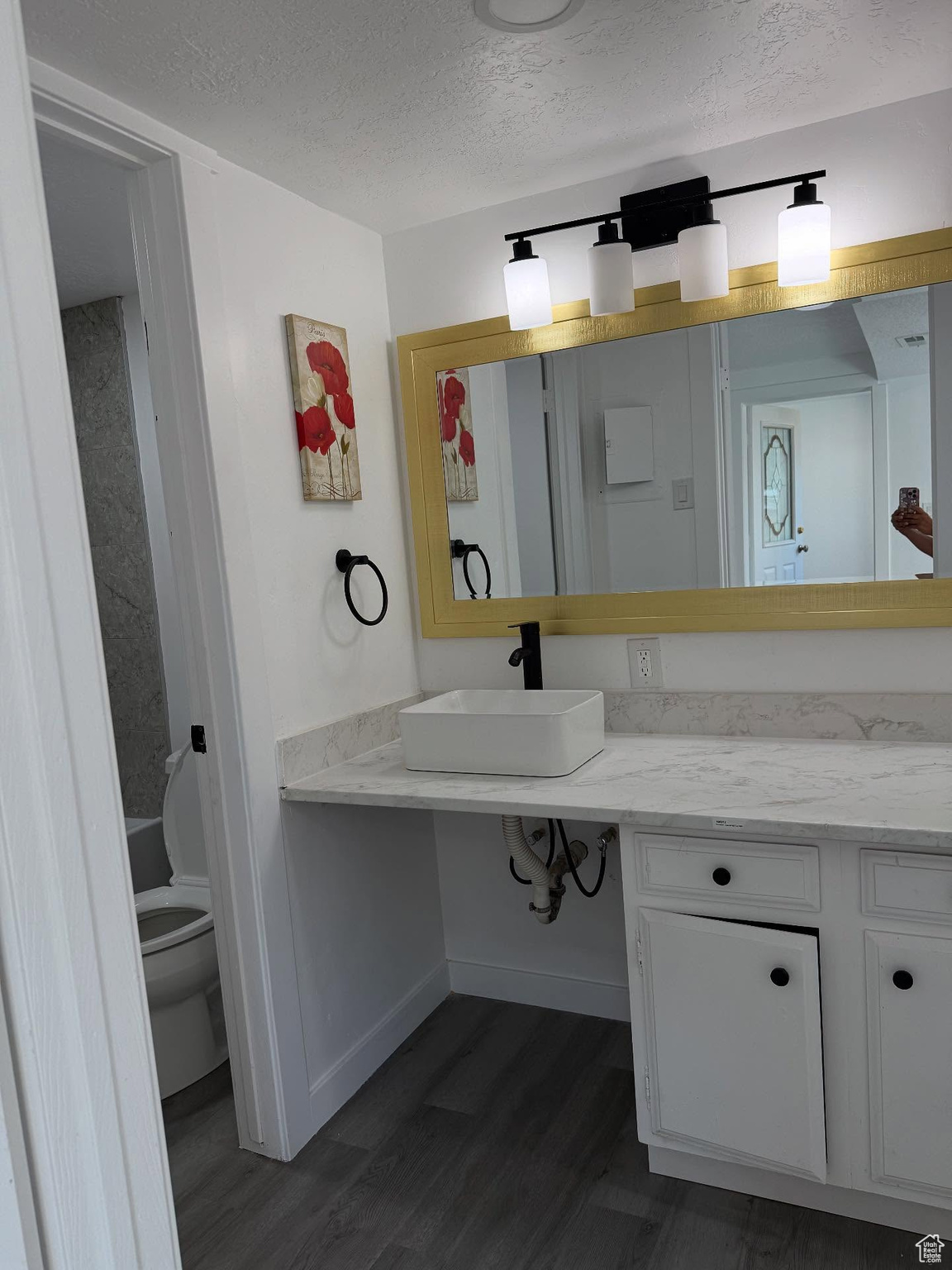 MAJESTIC OAKS - Residential