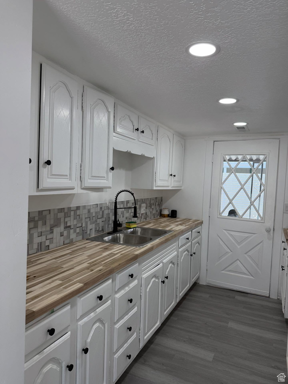 MAJESTIC OAKS - Residential