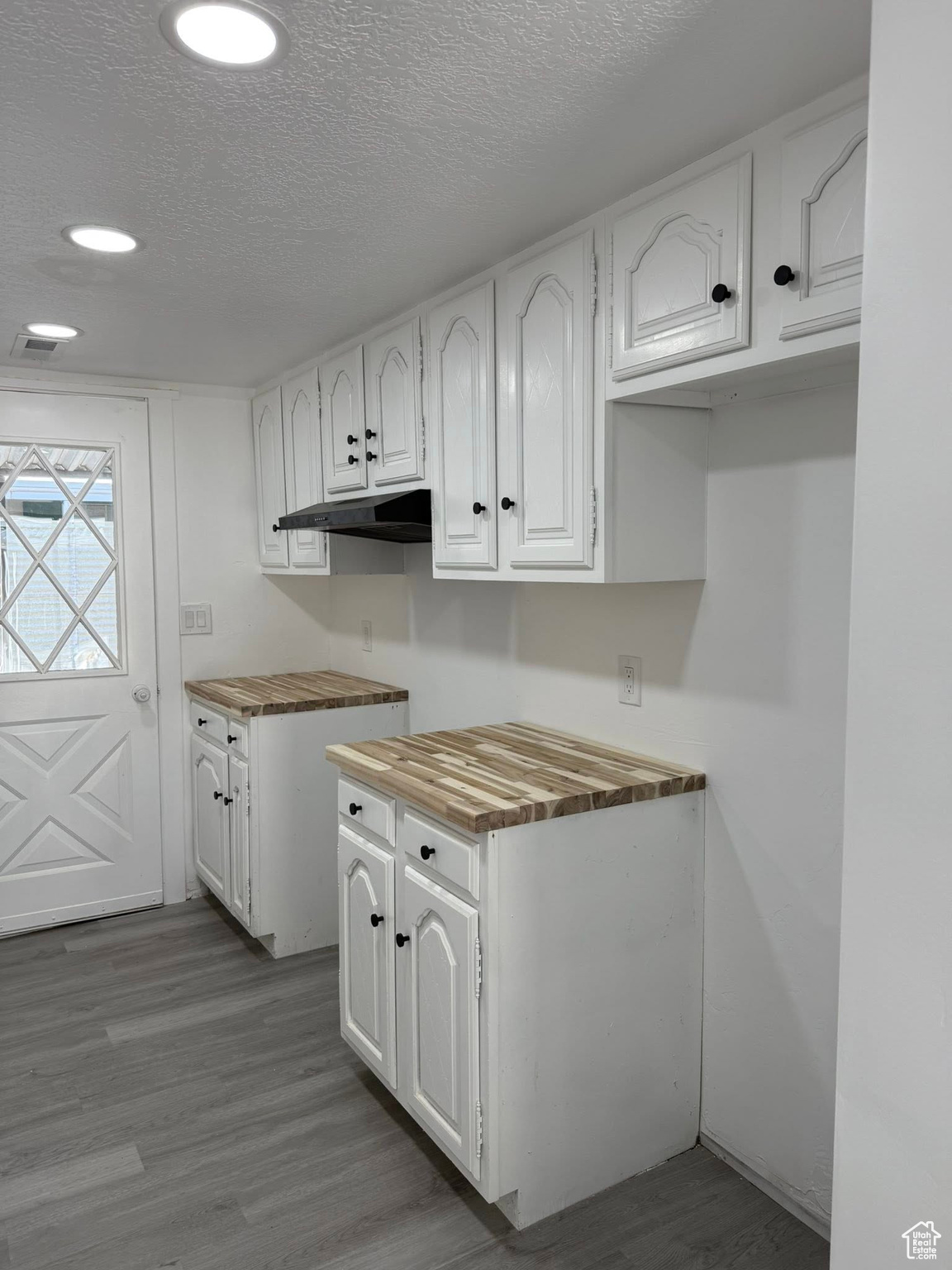 MAJESTIC OAKS - Residential