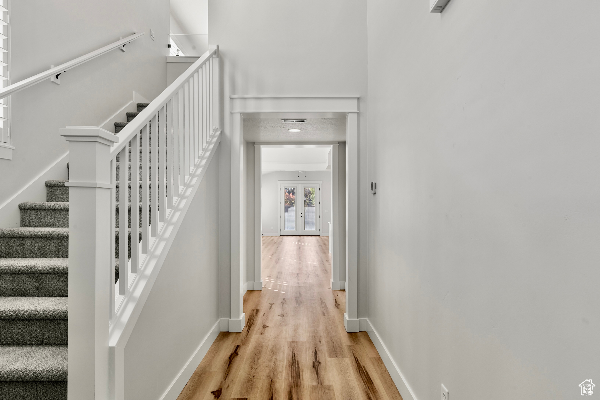 VILLAS ON 2ND - Residential