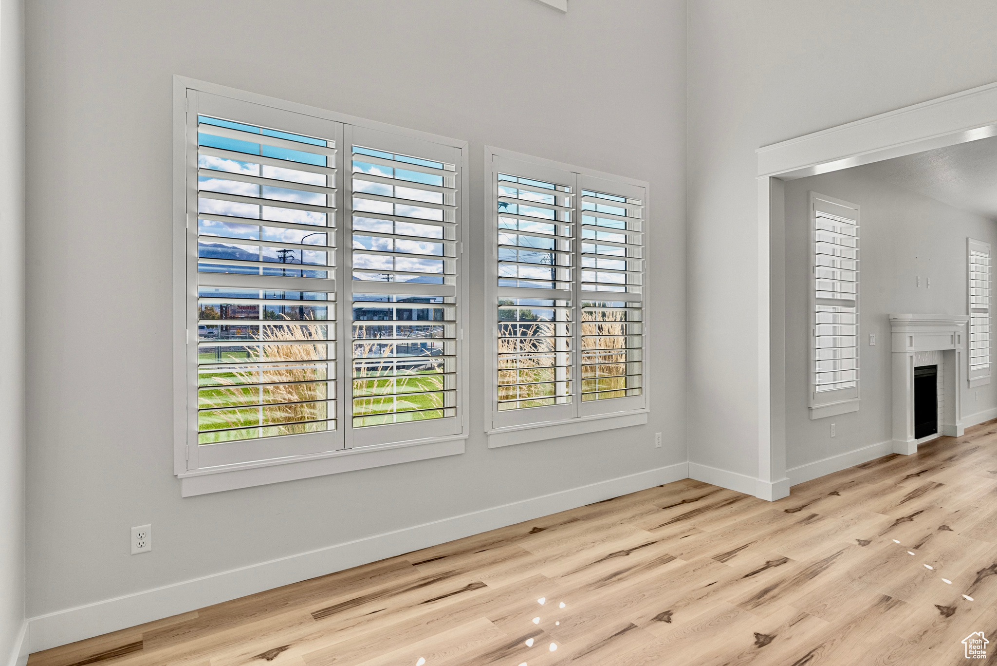 VILLAS ON 2ND - Residential