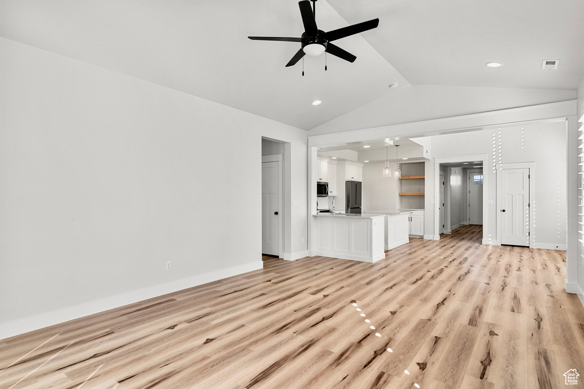 VILLAS ON 2ND - Residential