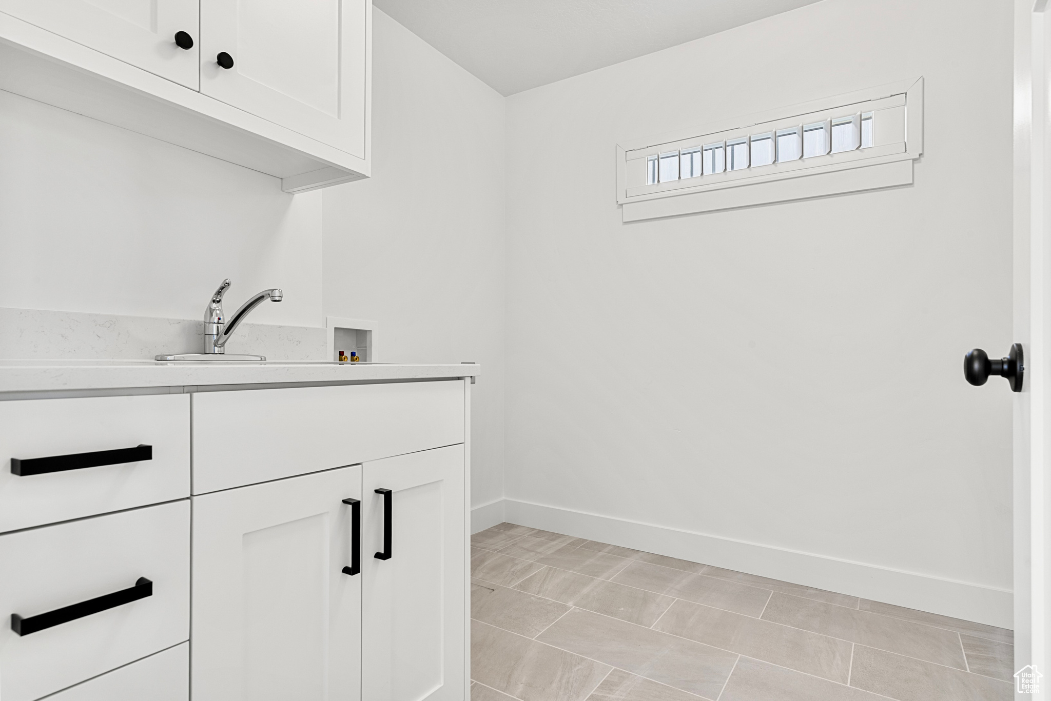 VILLAS ON 2ND - Residential