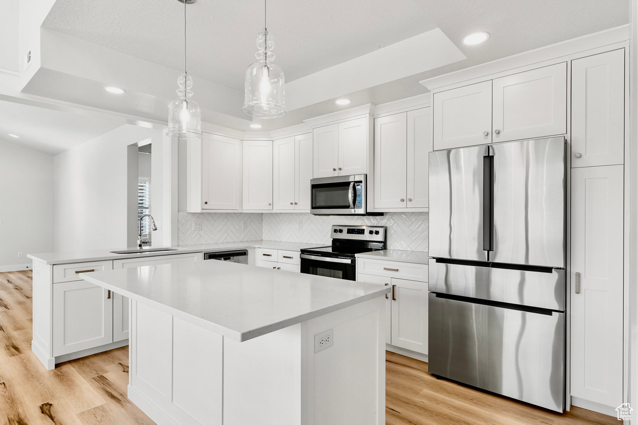 VILLAS ON 2ND - Residential