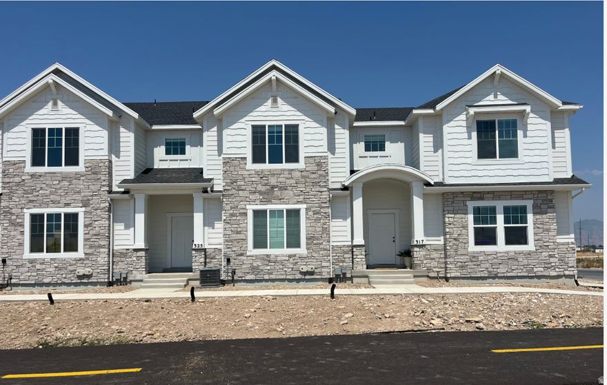 Images are of a previously finished unit. Reach out to the listing agent to schedule a tour today!