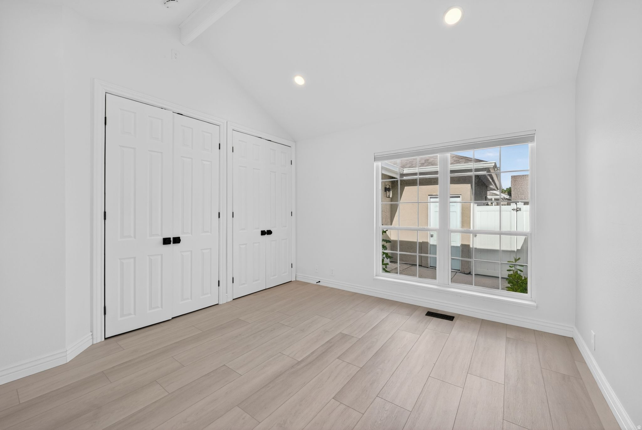 MEADOWS - Residential