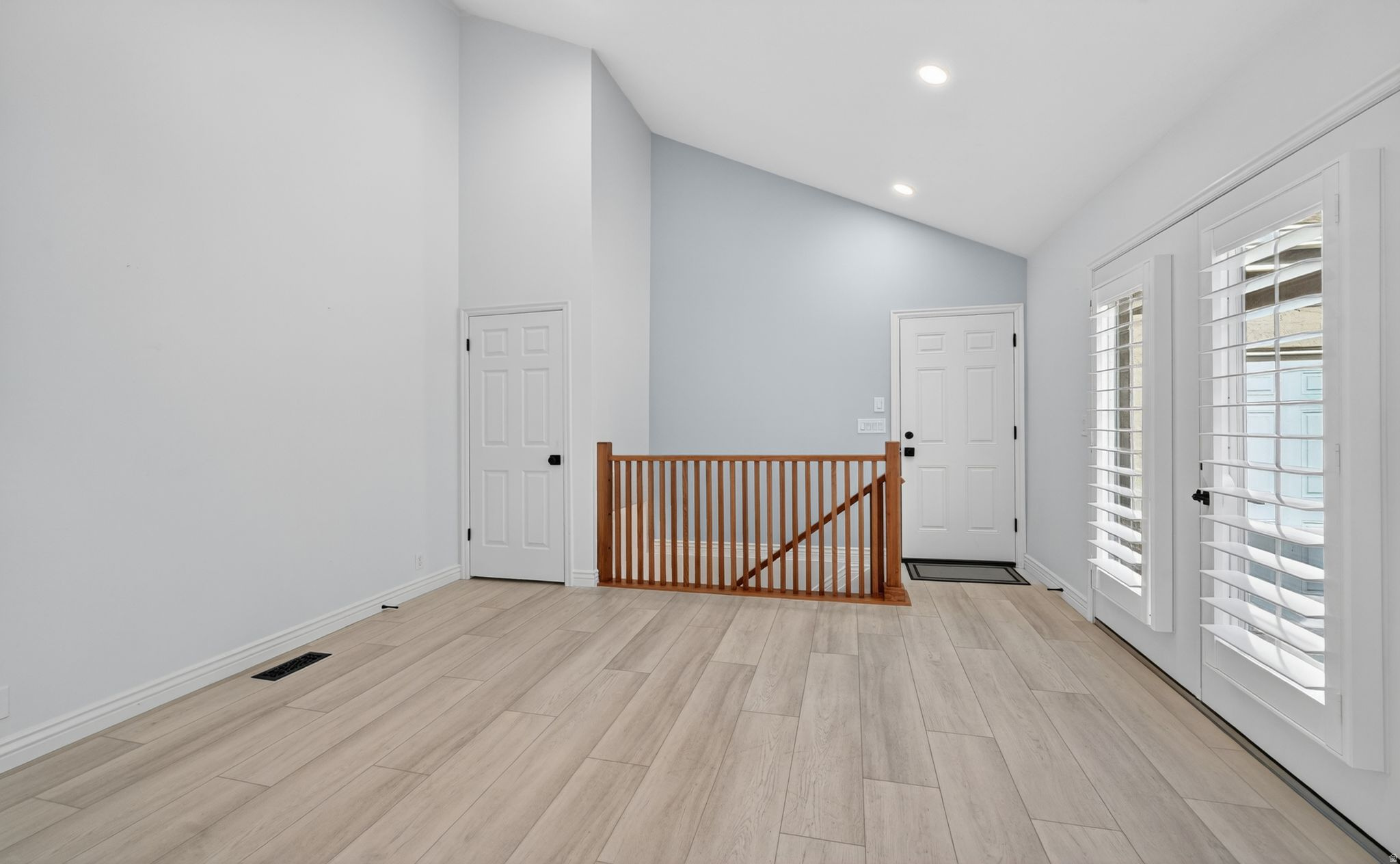 MEADOWS - Residential