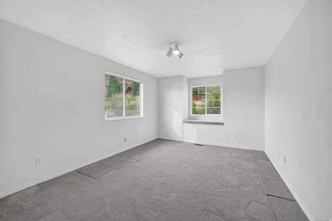 Tiny photo for 8927 E PINEVIEW DR N, Huntsville, UT 84317 (MLS # 2157669)