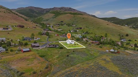 Tiny photo for 8927 E PINEVIEW DR N, Huntsville, UT 84317 (MLS # 2157669)