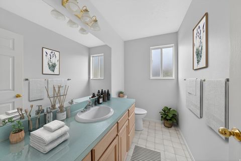 Tiny photo for 8927 E PINEVIEW DR N, Huntsville, UT 84317 (MLS # 2157669)