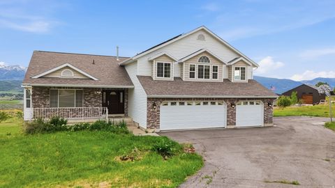 Tiny photo for 8927 E PINEVIEW DR N, Huntsville, UT 84317 (MLS # 2157669)