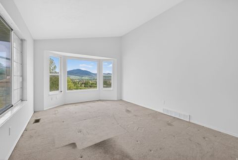 Tiny photo for 8927 E PINEVIEW DR N, Huntsville, UT 84317 (MLS # 2157669)