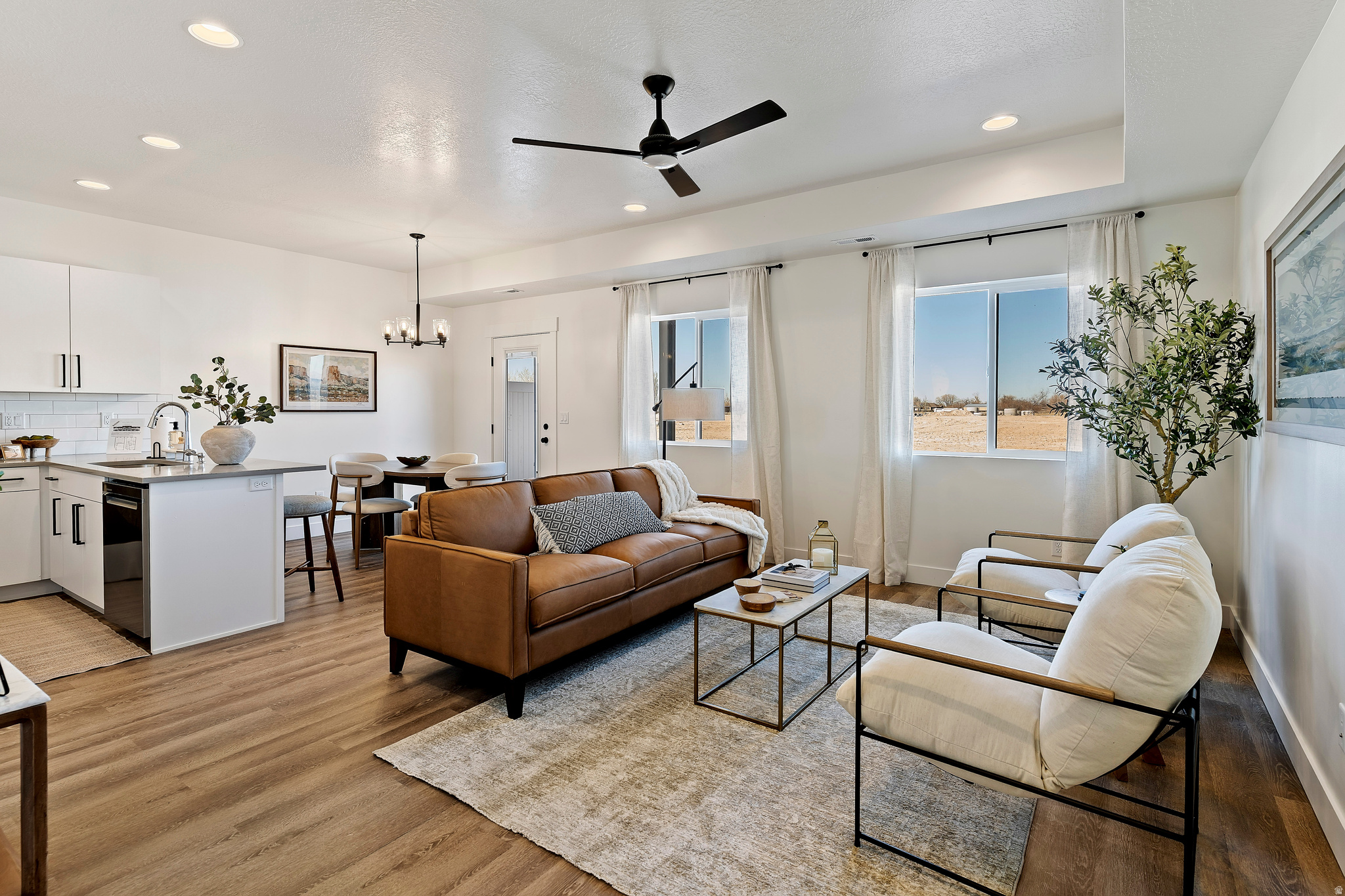 SALT GRASS - Residential