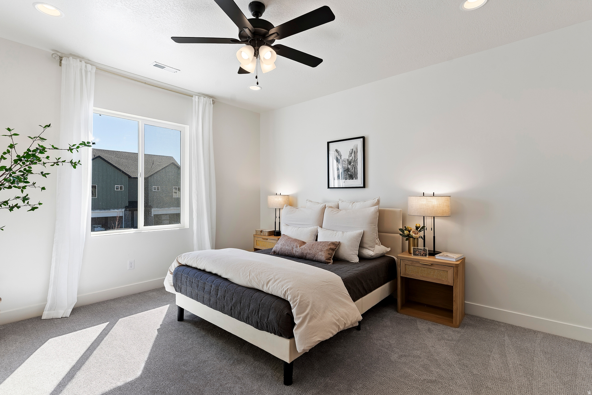 SALT GRASS - Residential