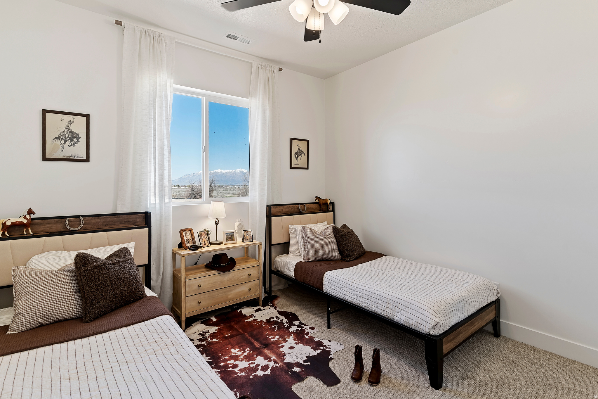 SALT GRASS - Residential