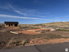 THE RESERVE PH 6 - Land