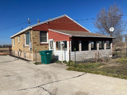 Tiny photo for 200 S 2800 W, Marriott Slaterville, UT 84404 (MLS # 2148694)