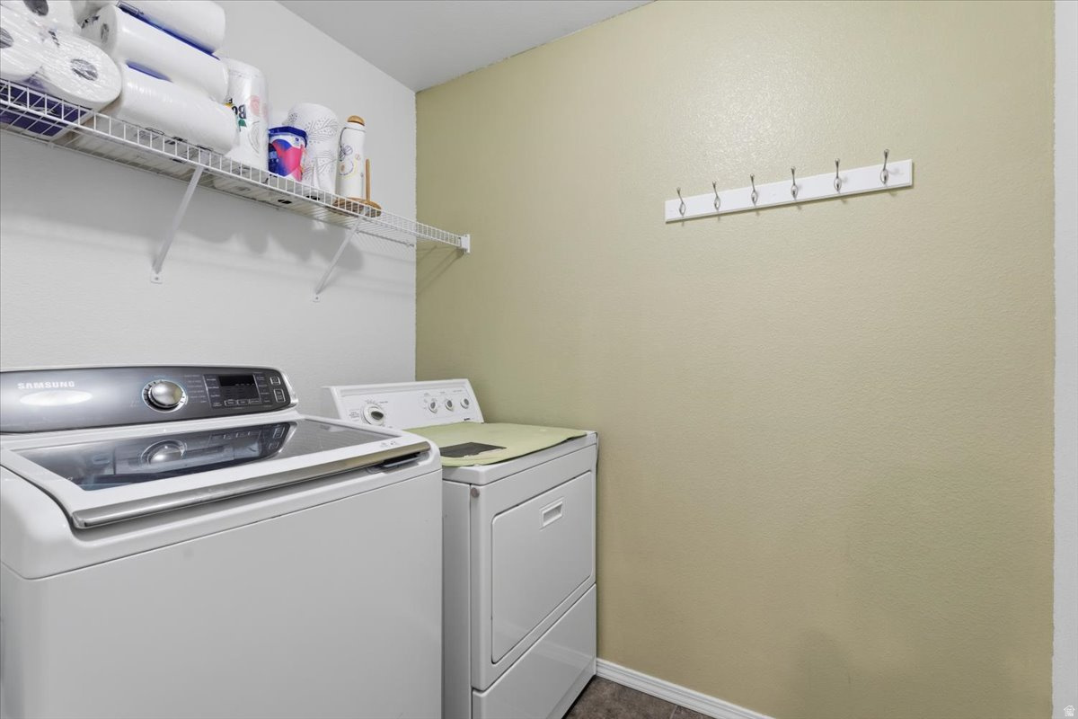 SPANISH FIELDS - Residential