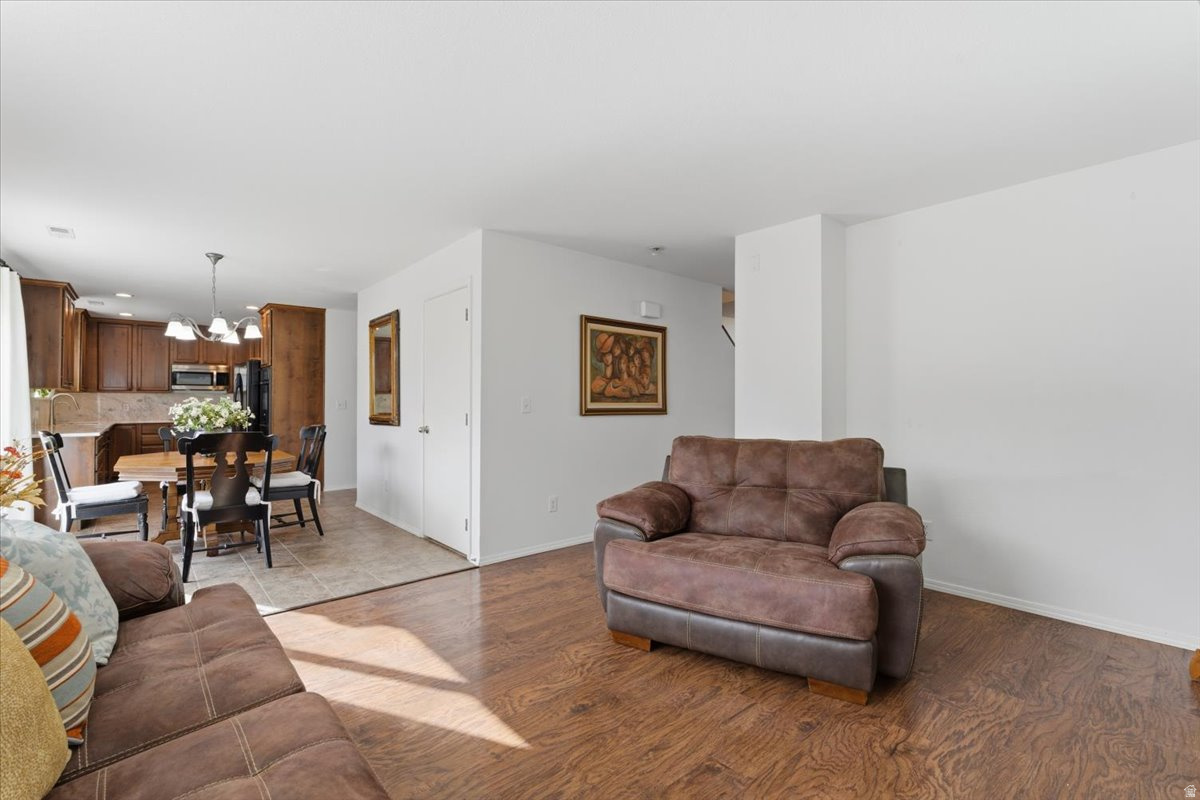 SPANISH FIELDS - Residential