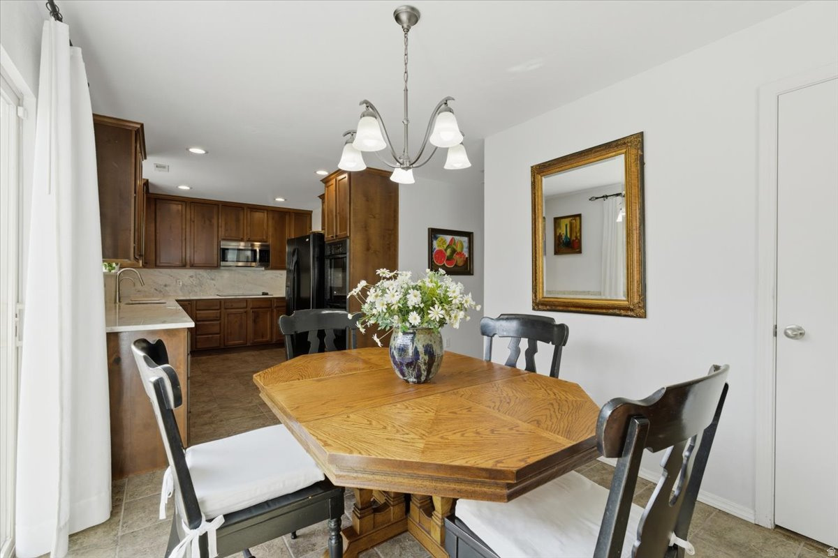 SPANISH FIELDS - Residential