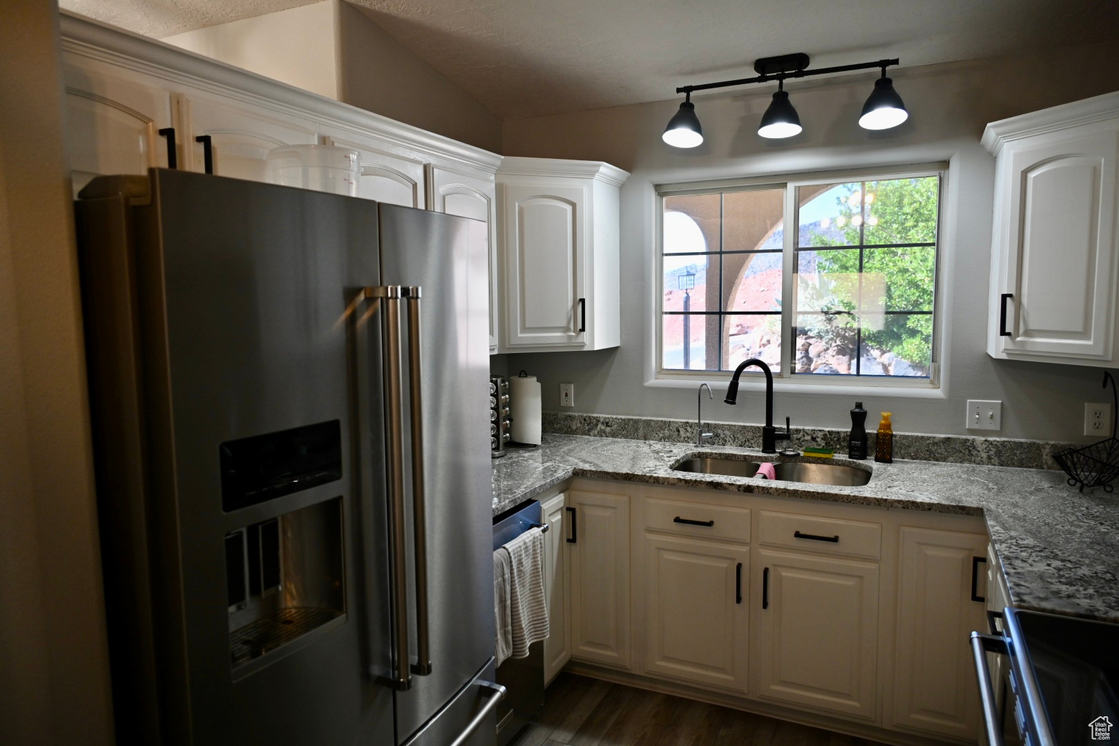 SHADOW HILLS TH 2 - Residential