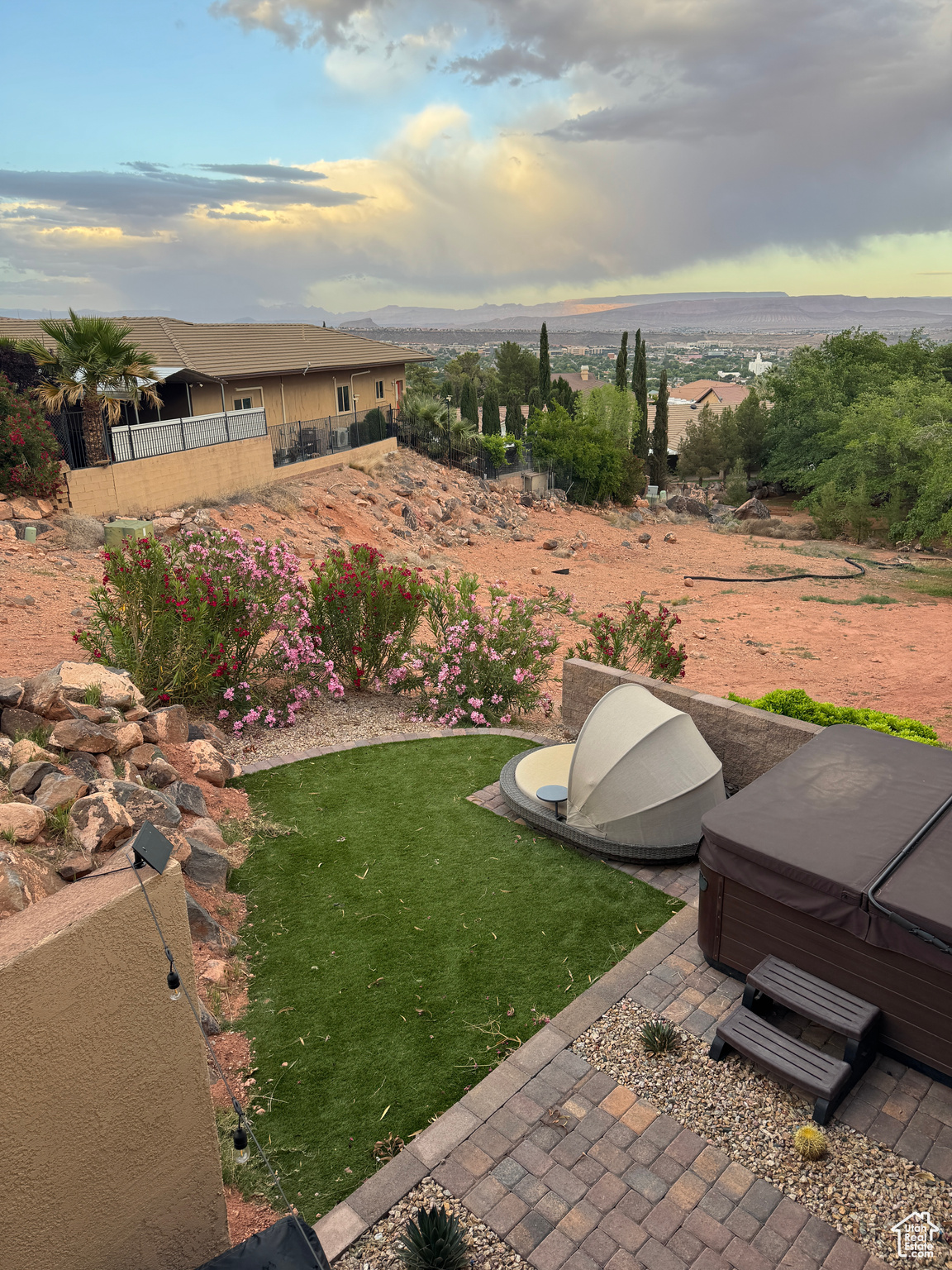 SHADOW HILLS TH 2 - Residential