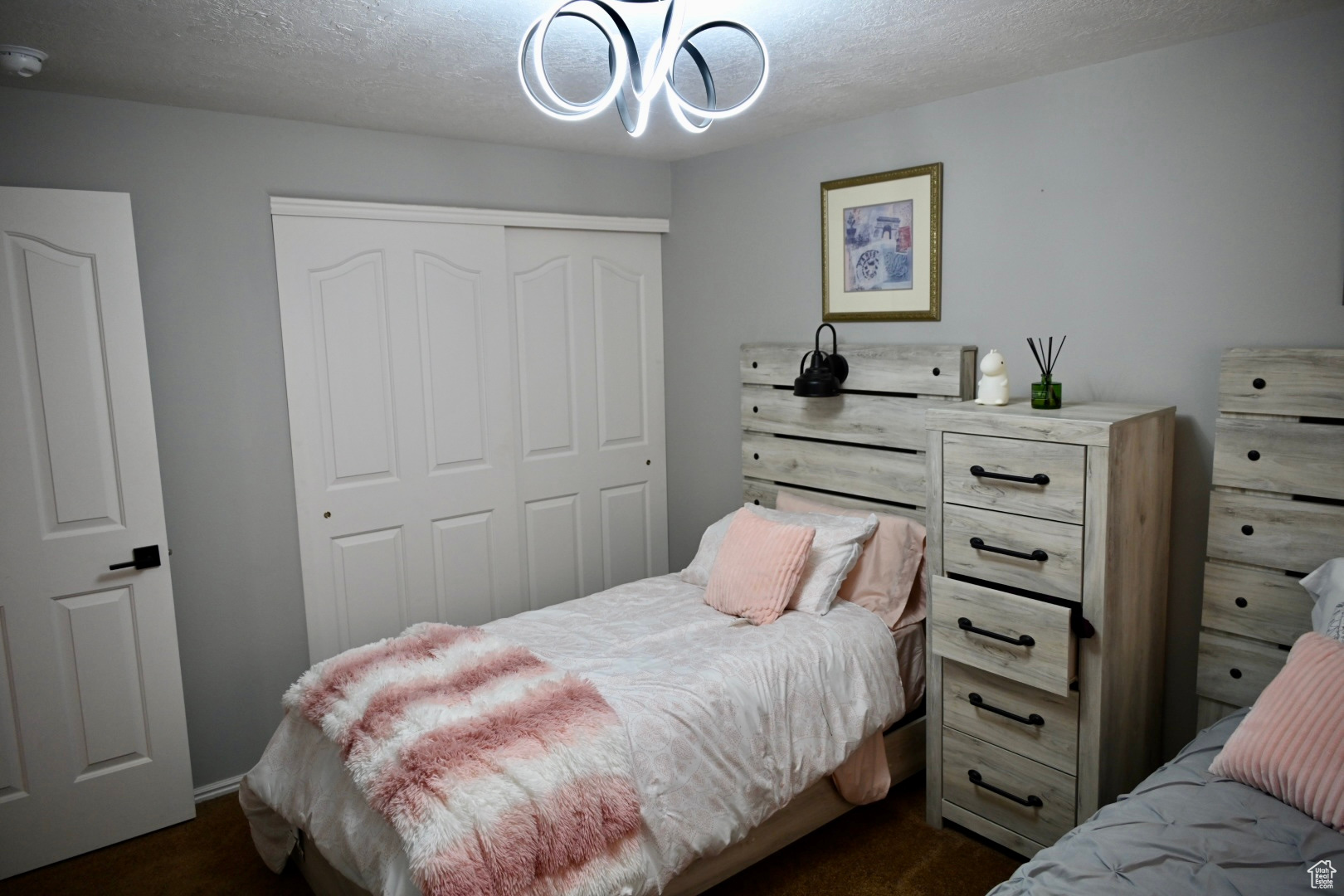 SHADOW HILLS TH 2 - Residential