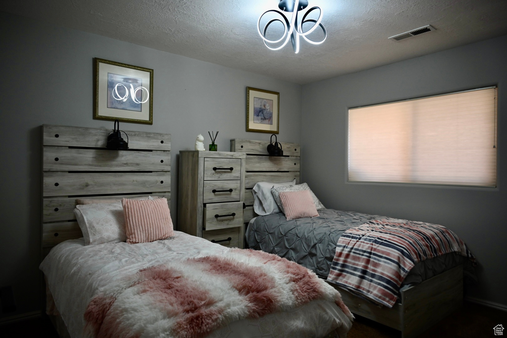 SHADOW HILLS TH 2 - Residential