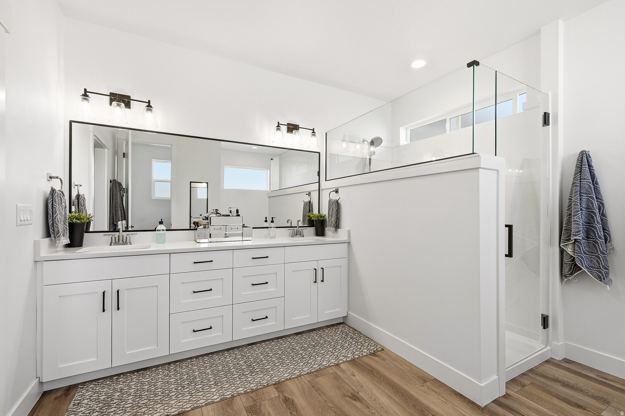 ESTATES AT SUNRISE RANCH - Residential