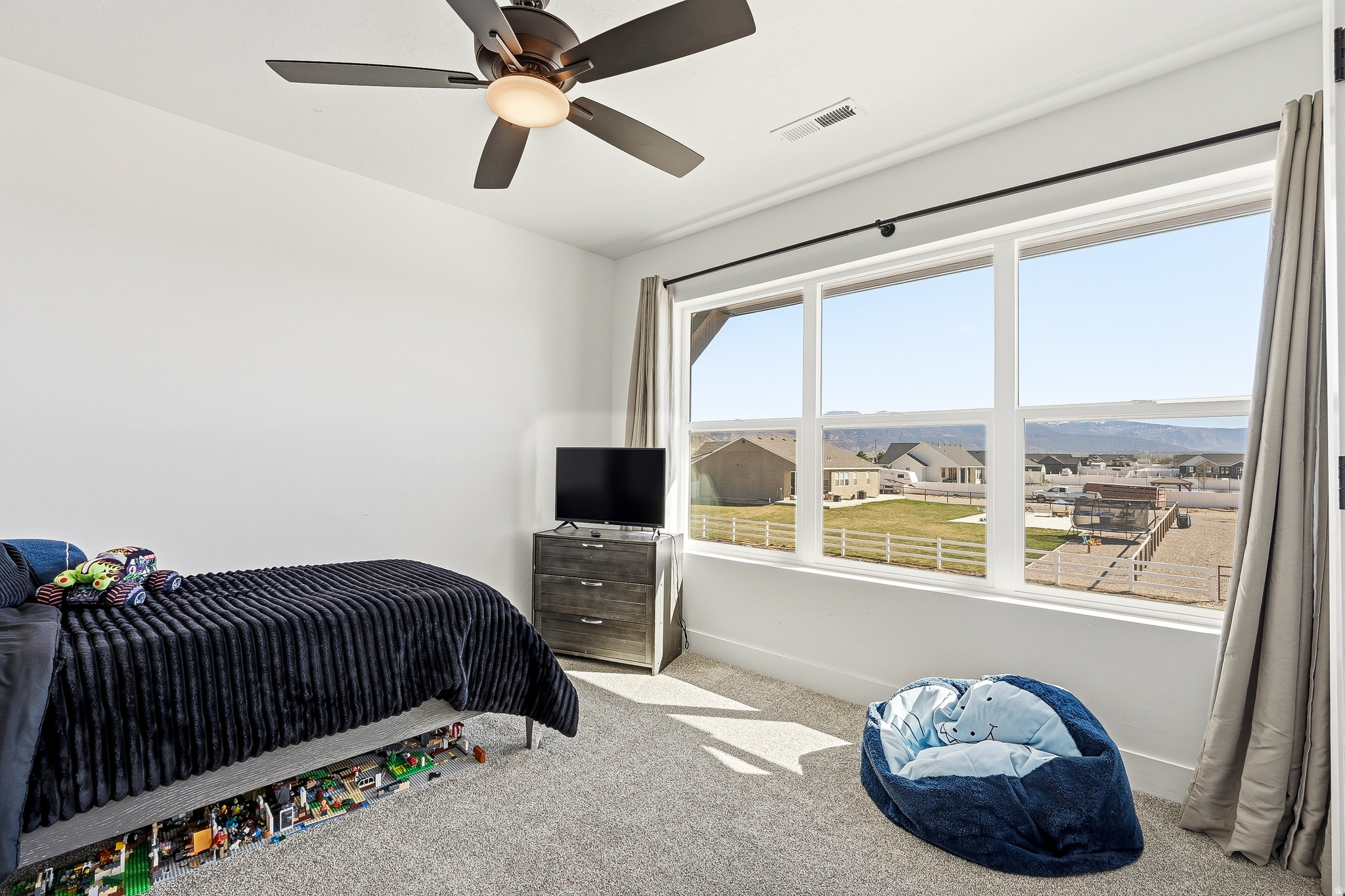 ESTATES AT SUNRISE RANCH - Residential