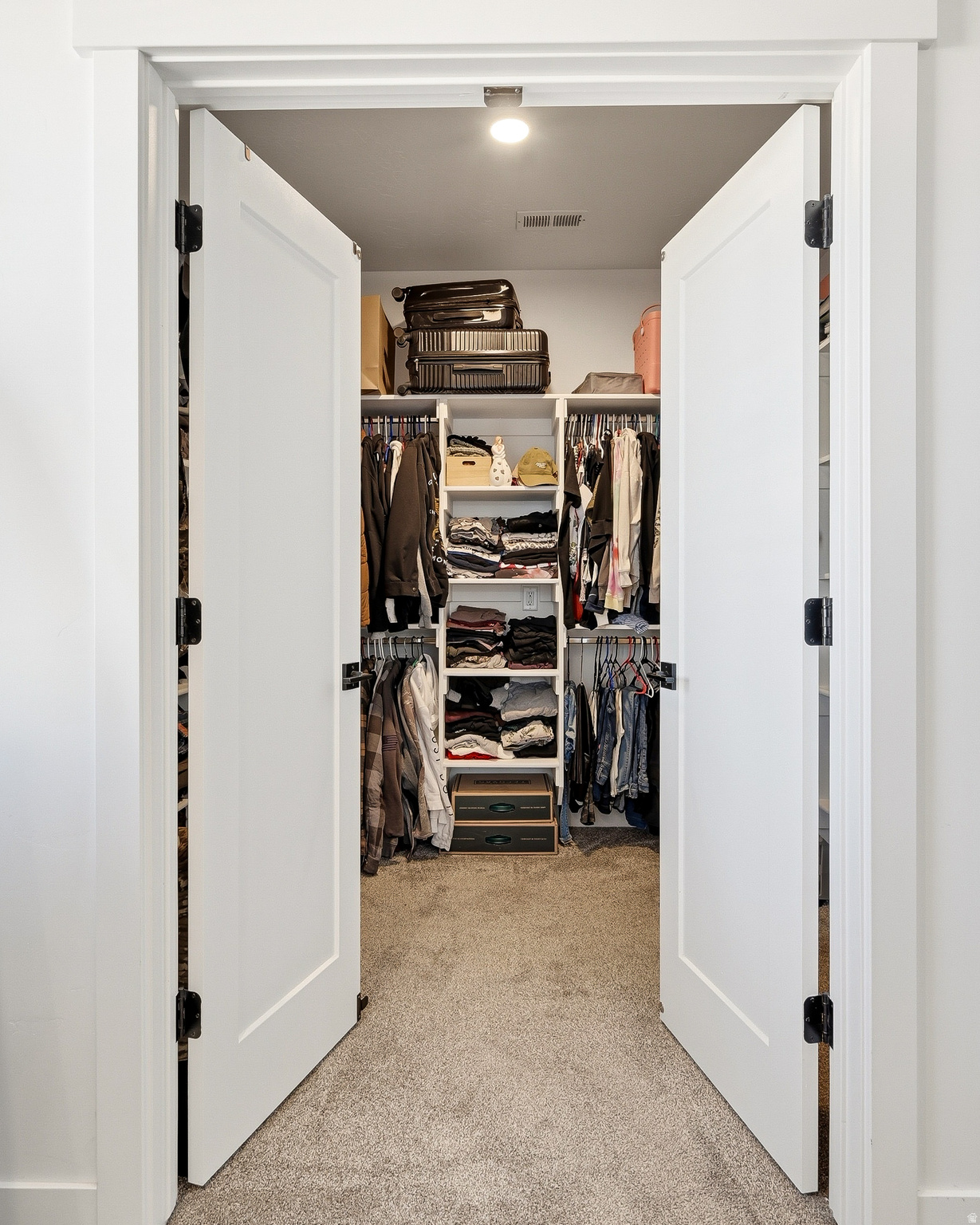 ESTATES AT SUNRISE RANCH - Residential