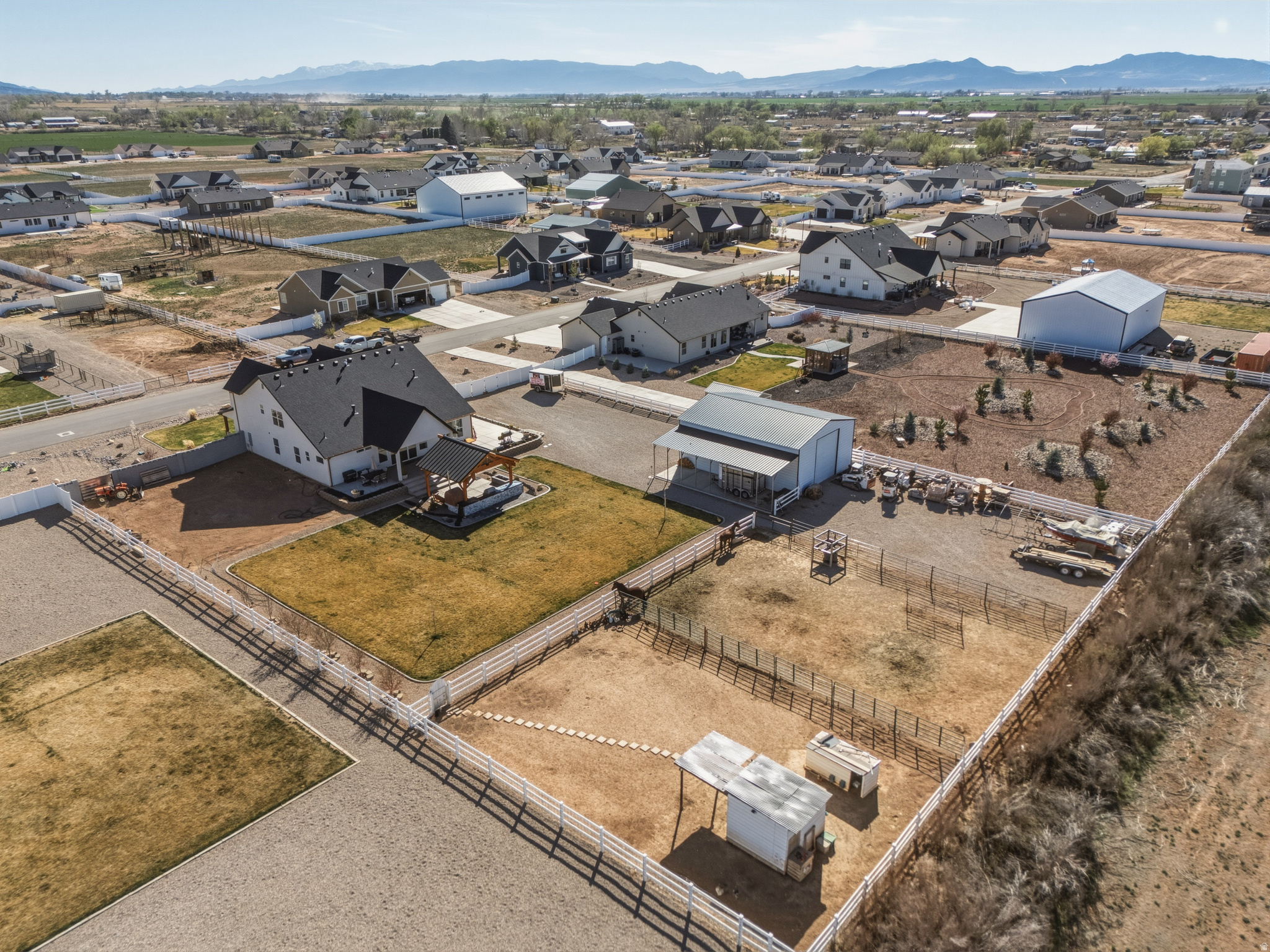 ESTATES AT SUNRISE RANCH - Residential