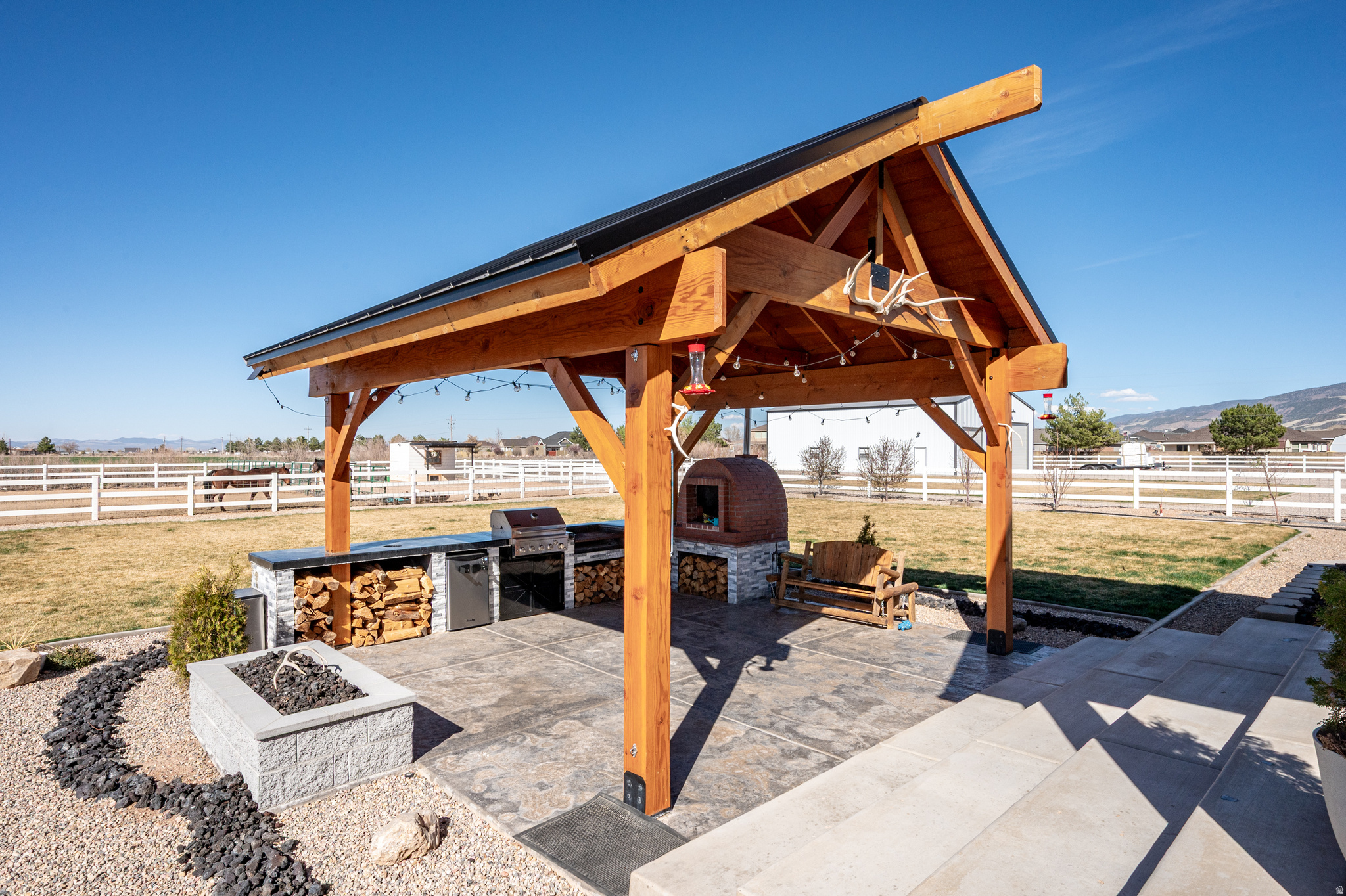 ESTATES AT SUNRISE RANCH - Residential